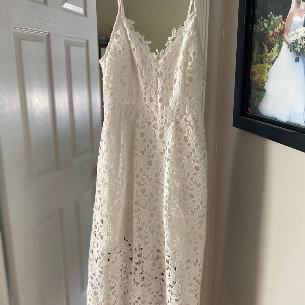 ASTR White Lace Midi Dress